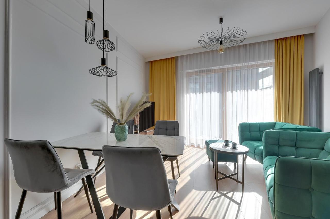 Nadmotlawie Riverside - Gym & Free Parking By Downtown Apartments Gdansk Ngoại thất bức ảnh